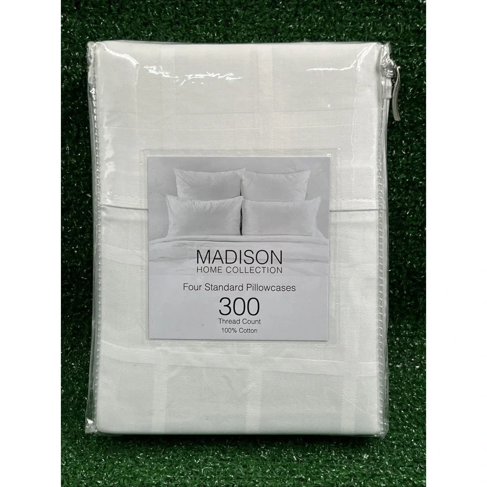 Madison Home Collection 300 Thread Count Set of 4 Pillowcases Standard White NEW